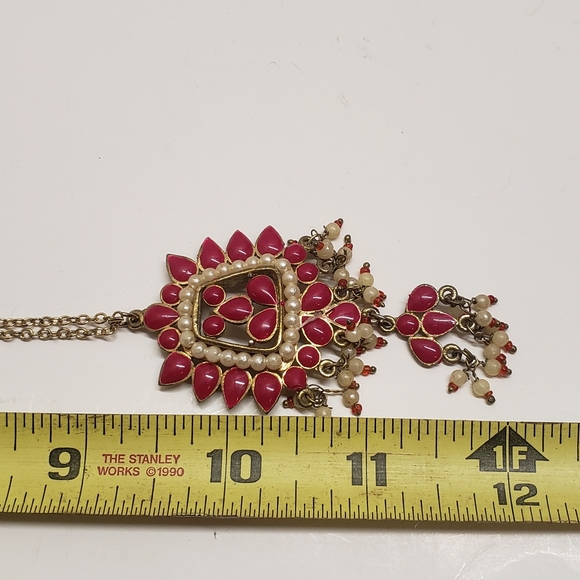 Beautiful Vintage Pink & White Pearl Dangle Statement Necklace - Picture 4 of 8